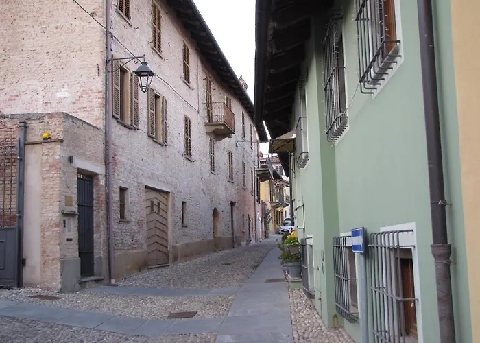 Torre - Nel Cuore Del Borgo Storico Castagnole delle Lanze